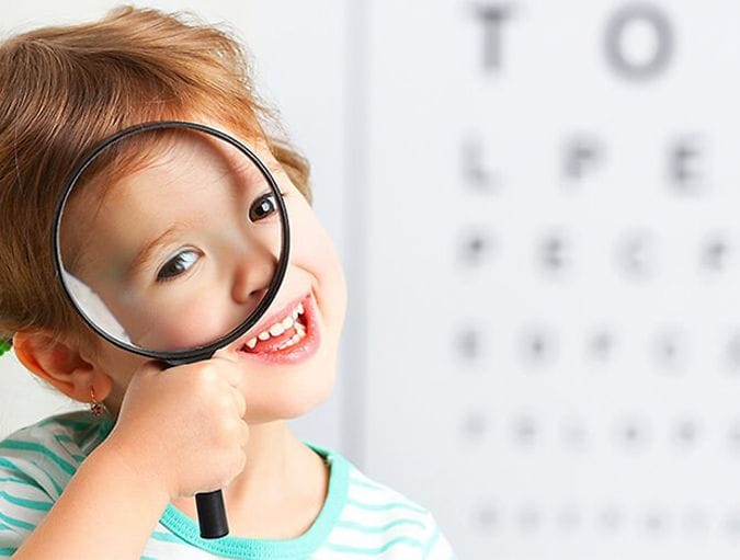 What_happens_during_a_kid's_eye_test_row_1